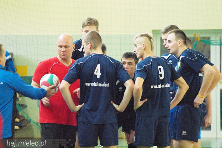 Siatkarze MKPS Stali Mielec pokonali UKS Dębica