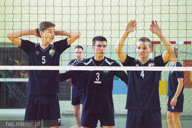 Siatkarze MKPS Stali Mielec pokonali UKS Dębica