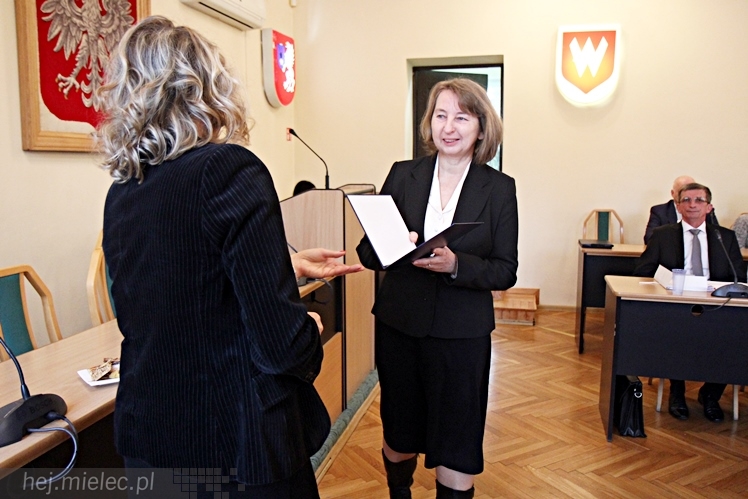 Pierwsza sesja Rady Powiatu V kadencji ? ślubowanie radnych i wybór nowego starosty