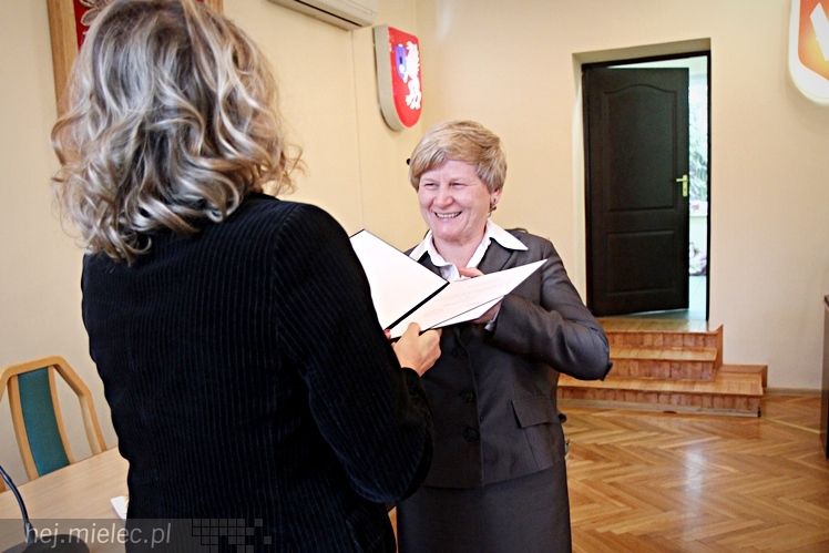 Pierwsza sesja Rady Powiatu V kadencji ? ślubowanie radnych i wybór nowego starosty