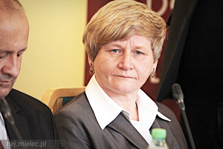 Pierwsza sesja Rady Powiatu V kadencji ? ślubowanie radnych i wybór nowego starosty