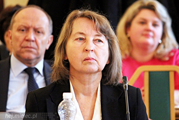 Pierwsza sesja Rady Powiatu V kadencji ? ślubowanie radnych i wybór nowego starosty