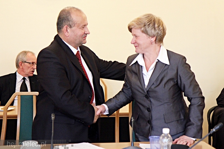 Pierwsza sesja Rady Powiatu V kadencji ? ślubowanie radnych i wybór nowego starosty