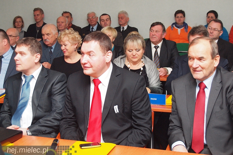 Krótka pierwsza sesja Rady Miejskiej w Mielcu