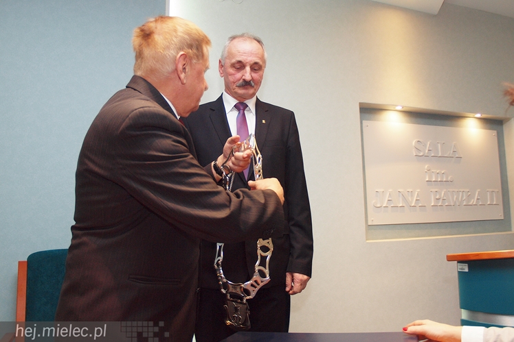 Krótka pierwsza sesja Rady Miejskiej w Mielcu