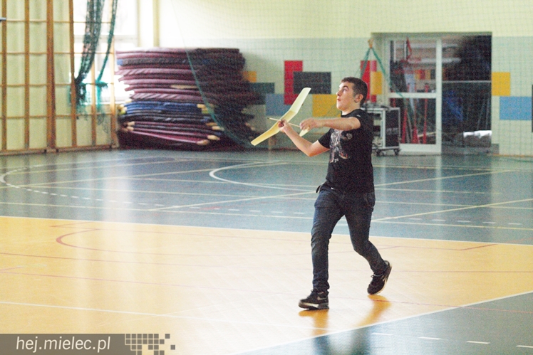 Pierwsze Mieleckie Zawody Modelarskie Klasy F1n o Puchar Dyrektora Gimnazjum nr 2