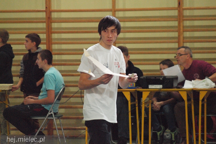 Pierwsze Mieleckie Zawody Modelarskie Klasy F1n o Puchar Dyrektora Gimnazjum nr 2