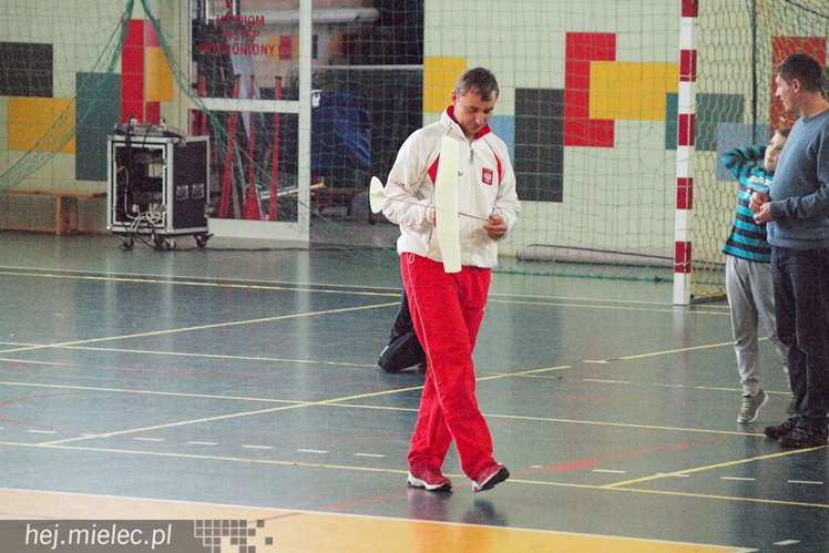 Pierwsze Mieleckie Zawody Modelarskie Klasy F1n o Puchar Dyrektora Gimnazjum nr 2