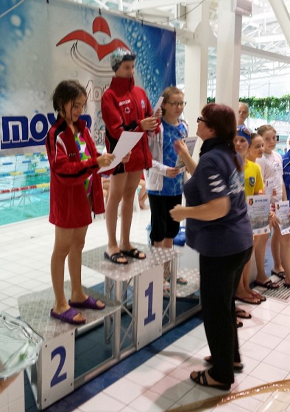 Mikołajkowe pływanie na zakończenie Podkarpackiej Ligi Dzieci