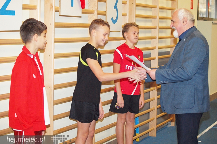 Lekkoatletyczne dzieciaki z Podkarpacia na zawodach w Mielcu