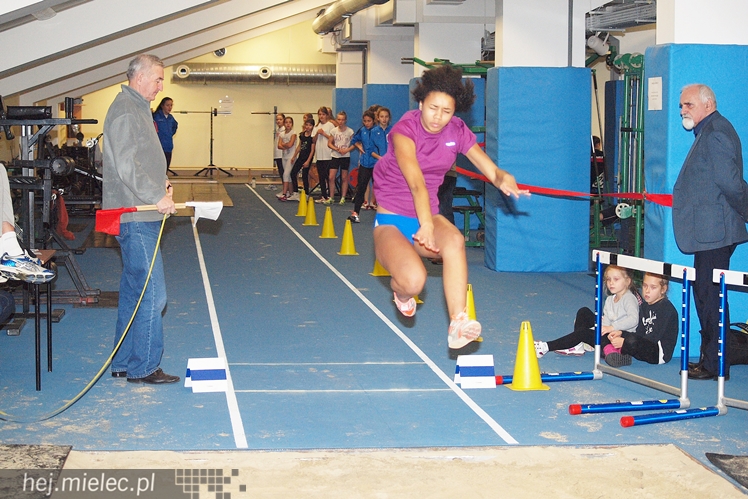 Lekkoatletyczne dzieciaki z Podkarpacia na zawodach w Mielcu