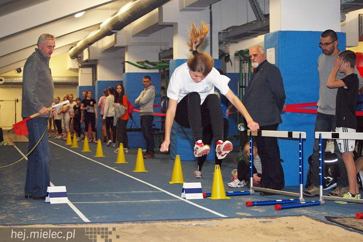 Lekkoatletyczne dzieciaki z Podkarpacia na zawodach w Mielcu