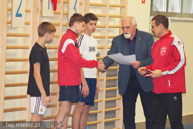 Lekkoatletyczne dzieciaki z Podkarpacia na zawodach w Mielcu