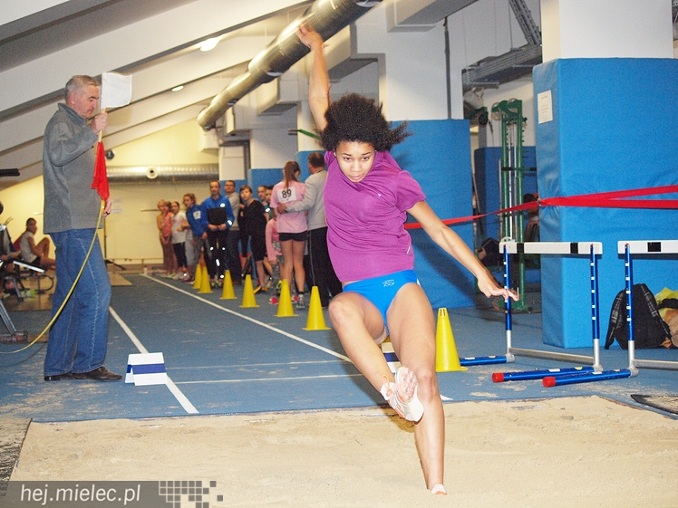 Lekkoatletyczne dzieciaki z Podkarpacia na zawodach w Mielcu