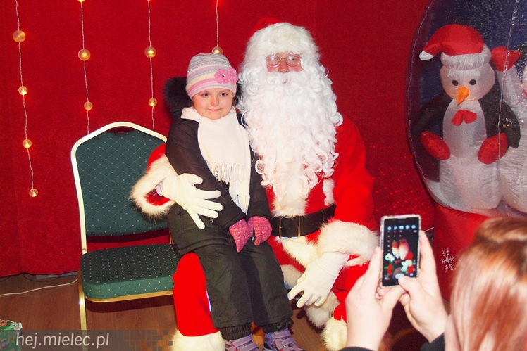 Setki rodzin u ?mieleckiego? Mikołaja