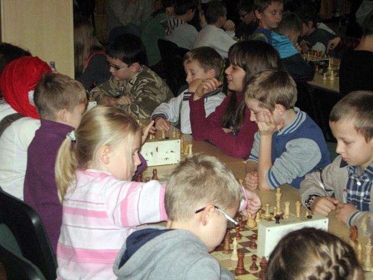 Młodzi szachiści rywalizowali podczas Mikołajkowego Turnieju w Woli Mieleckiej
