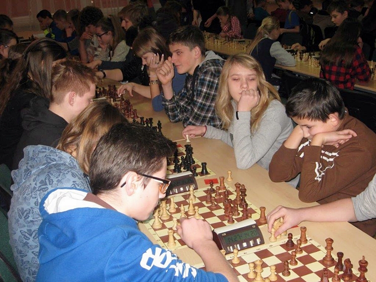 Młodzi szachiści rywalizowali podczas Mikołajkowego Turnieju w Woli Mieleckiej