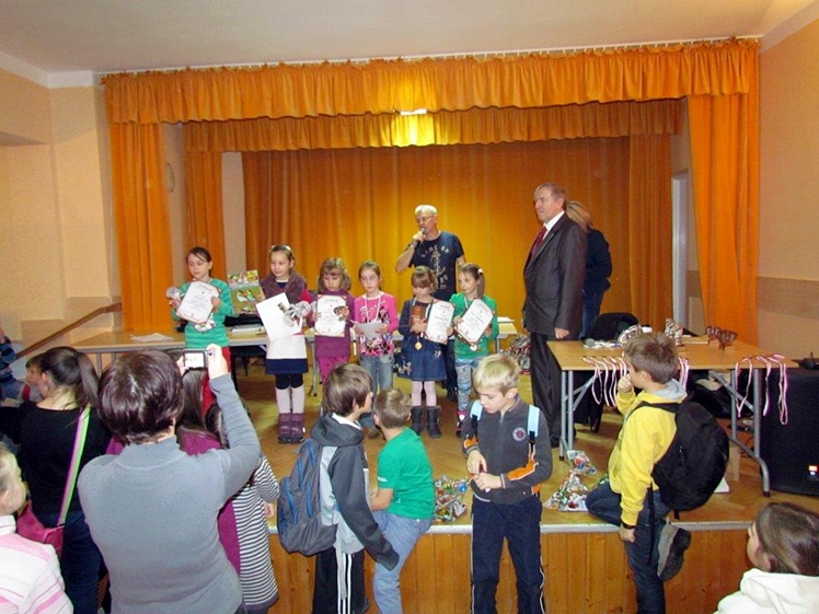 Młodzi szachiści rywalizowali podczas Mikołajkowego Turnieju w Woli Mieleckiej