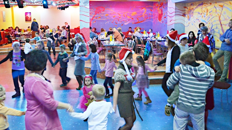 ?Nowe Życie? zaprosiło Świętego Mikołaja. Była świetna zabawa i upragnione prezenty