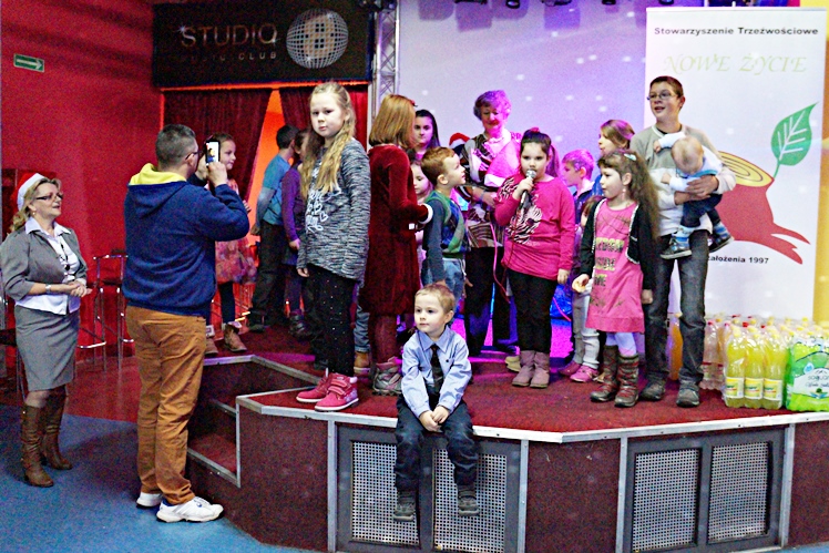 ?Nowe Życie? zaprosiło Świętego Mikołaja. Była świetna zabawa i upragnione prezenty