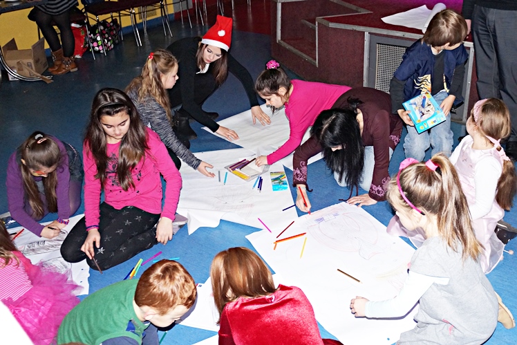 ?Nowe Życie? zaprosiło Świętego Mikołaja. Była świetna zabawa i upragnione prezenty