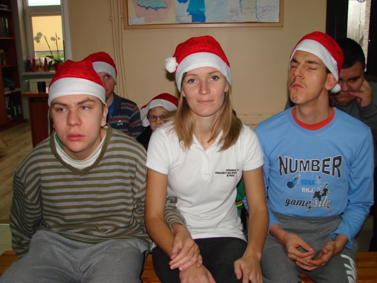 Wizyta Św. Mikołaja w placówkach w Pniu