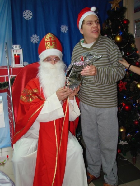 Wizyta Św. Mikołaja w placówkach w Pniu