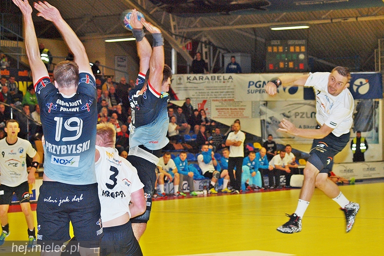 Pucharowe starcie PGE Stali Mielec i Azotów Puławy