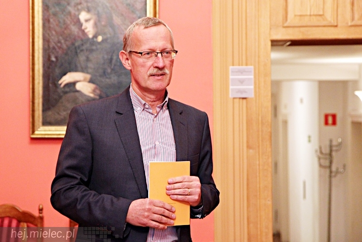 Promocja książki Jana Stępnia ?Historia teatru amatorskiego w Mielcu 1887-1939?