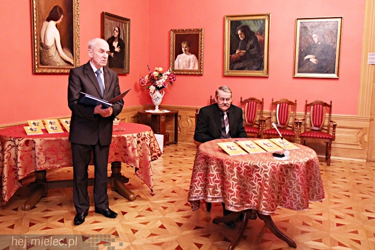 Promocja książki Jana Stępnia ?Historia teatru amatorskiego w Mielcu 1887-1939?