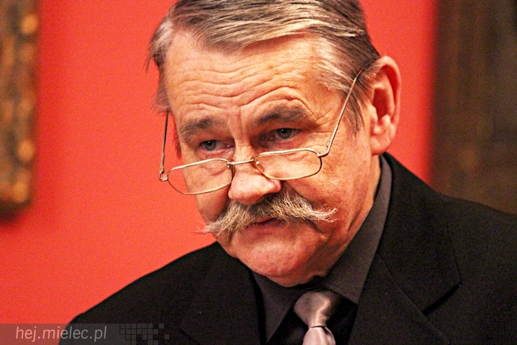 Promocja książki Jana Stępnia ?Historia teatru amatorskiego w Mielcu 1887-1939?