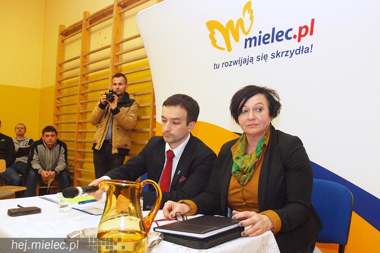 Magistrat zjechał do Rzochowa. Długa lista życzeń mieszkańców