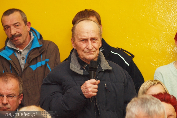 Magistrat zjechał do Rzochowa. Długa lista życzeń mieszkańców