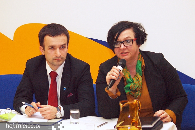 Magistrat zjechał do Rzochowa. Długa lista życzeń mieszkańców