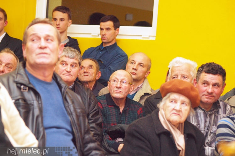 Magistrat zjechał do Rzochowa. Długa lista życzeń mieszkańców