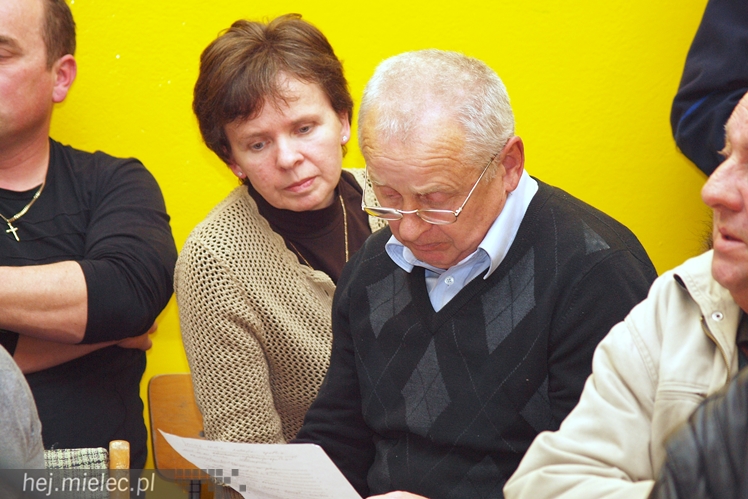 Magistrat zjechał do Rzochowa. Długa lista życzeń mieszkańców