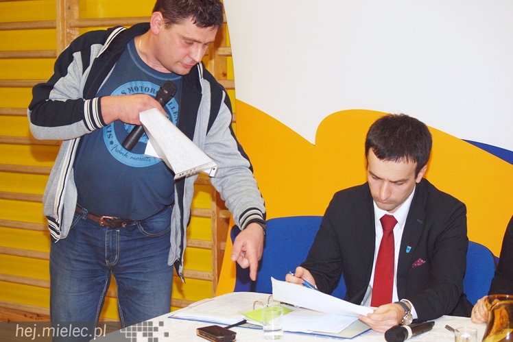 Magistrat zjechał do Rzochowa. Długa lista życzeń mieszkańców