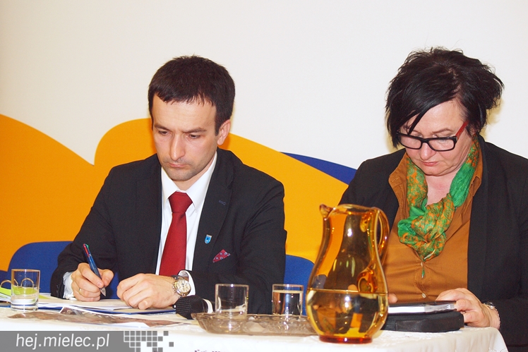 Magistrat zjechał do Rzochowa. Długa lista życzeń mieszkańców