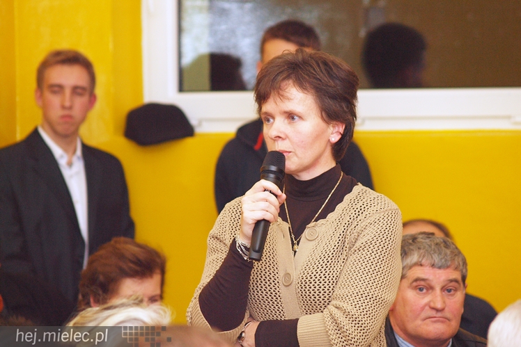 Magistrat zjechał do Rzochowa. Długa lista życzeń mieszkańców