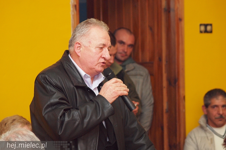 Magistrat zjechał do Rzochowa. Długa lista życzeń mieszkańców