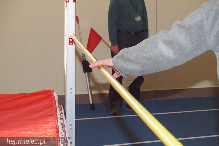 Hala lekkoatletyczna w Mielcu co sobotę przyciąga zawodników z regionu