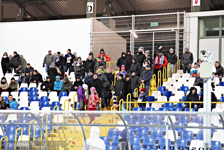Mecz Wigilijny 2014 na Stadionie Miejskim: Piłkarze - Kibice 6:5