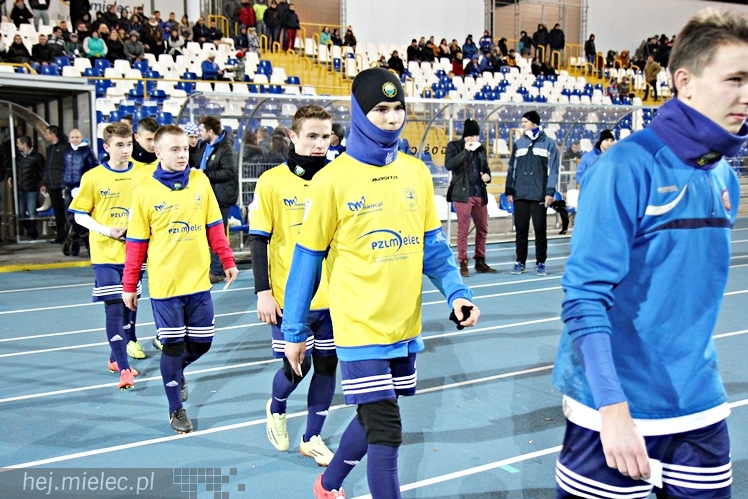 Mecz Wigilijny 2014 na Stadionie Miejskim: Piłkarze - Kibice 6:5