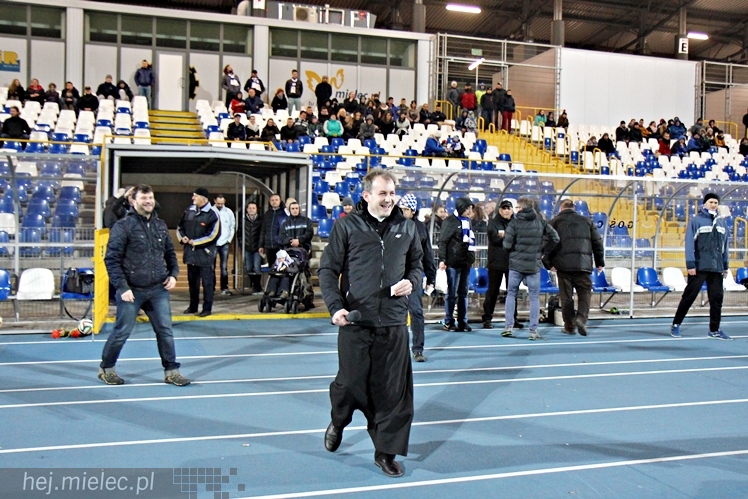 Mecz Wigilijny 2014 na Stadionie Miejskim: Piłkarze - Kibice 6:5