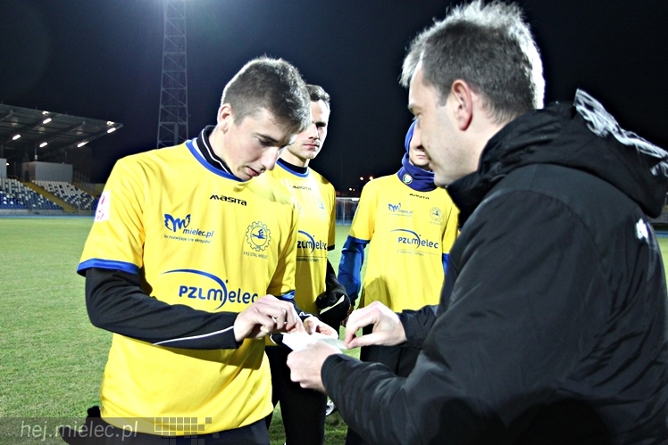 Mecz Wigilijny 2014 na Stadionie Miejskim: Piłkarze - Kibice 6:5