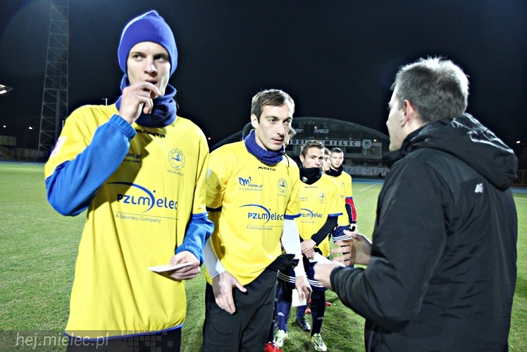 Mecz Wigilijny 2014 na Stadionie Miejskim: Piłkarze - Kibice 6:5