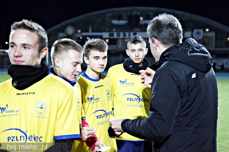 Mecz Wigilijny 2014 na Stadionie Miejskim: Piłkarze - Kibice 6:5