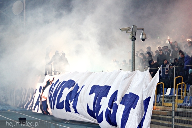 Mecz Wigilijny 2014 na Stadionie Miejskim: Piłkarze - Kibice 6:5