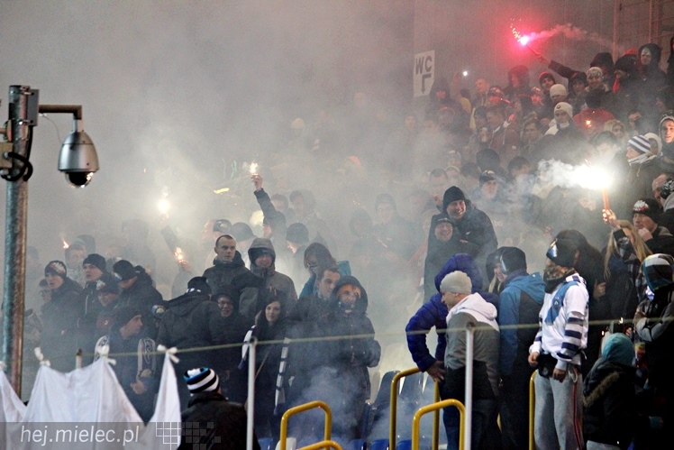 Mecz Wigilijny 2014 na Stadionie Miejskim: Piłkarze - Kibice 6:5