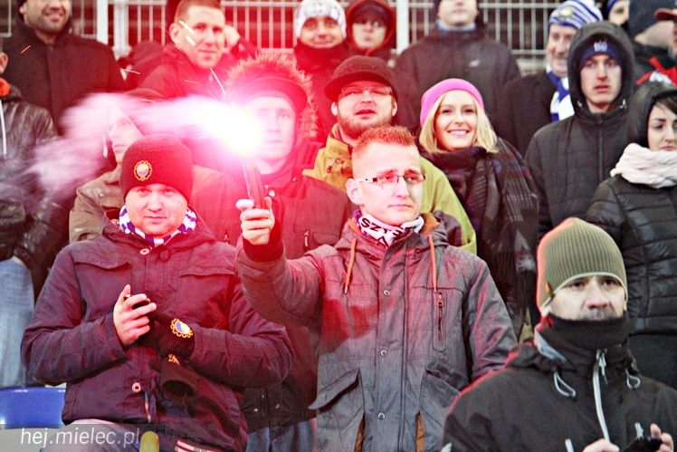 Mecz Wigilijny 2014 na Stadionie Miejskim: Piłkarze - Kibice 6:5